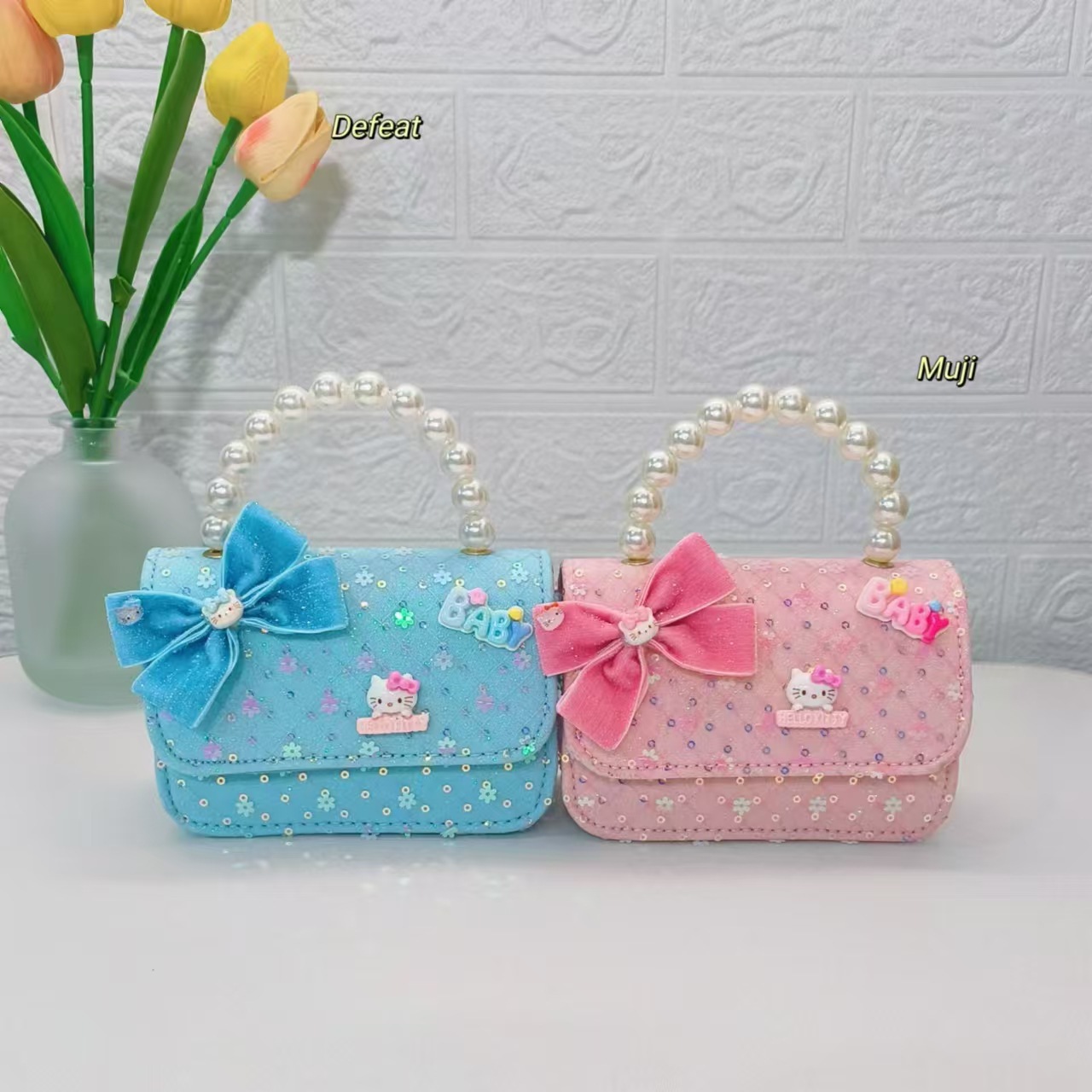 Bow cartoon bag, children's bag, pearl handbag, little girl's loose change accessory bag, chain bag, sequined small square bag details Picture