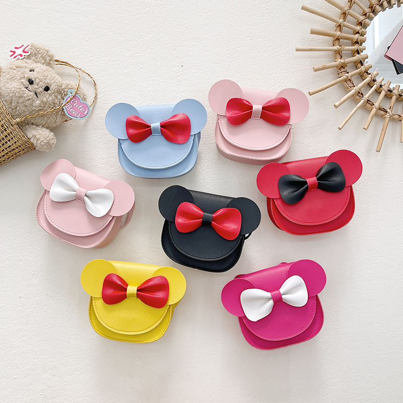 Korean-style fashionable little girl single-shoulder bag, cute girl bow coin purse, baby girl accessories, children's bag for girls full figure