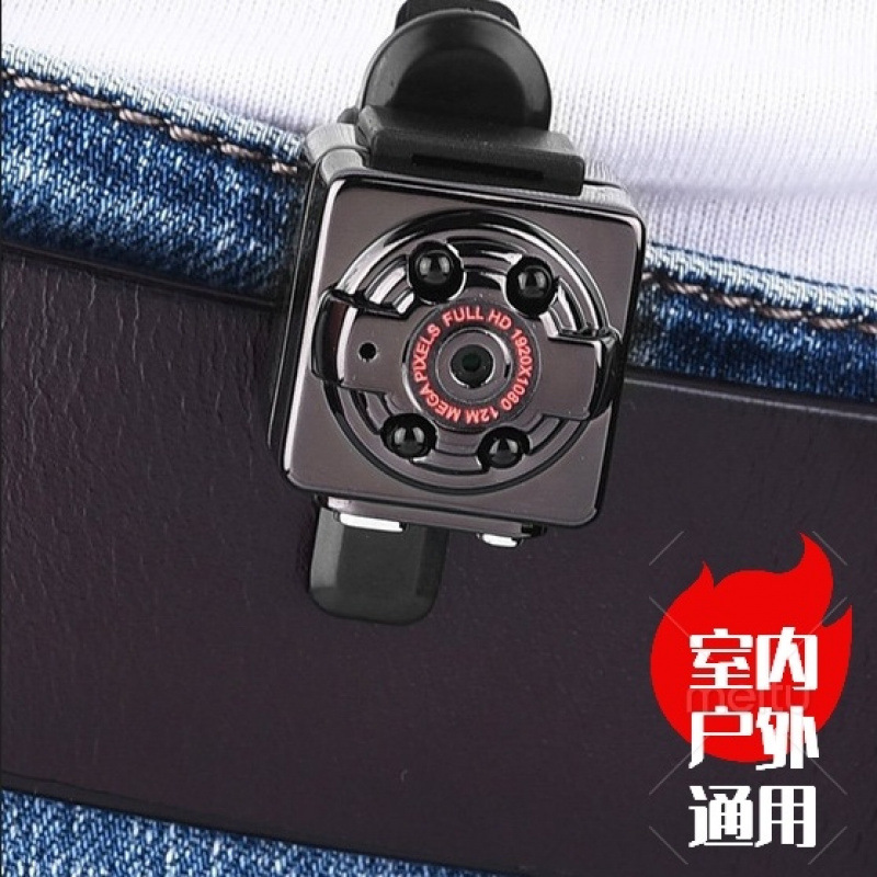 The chest camera, recorder and camera can be carried by students and worn by beginners. They can be brought into school as small trinkets full figure