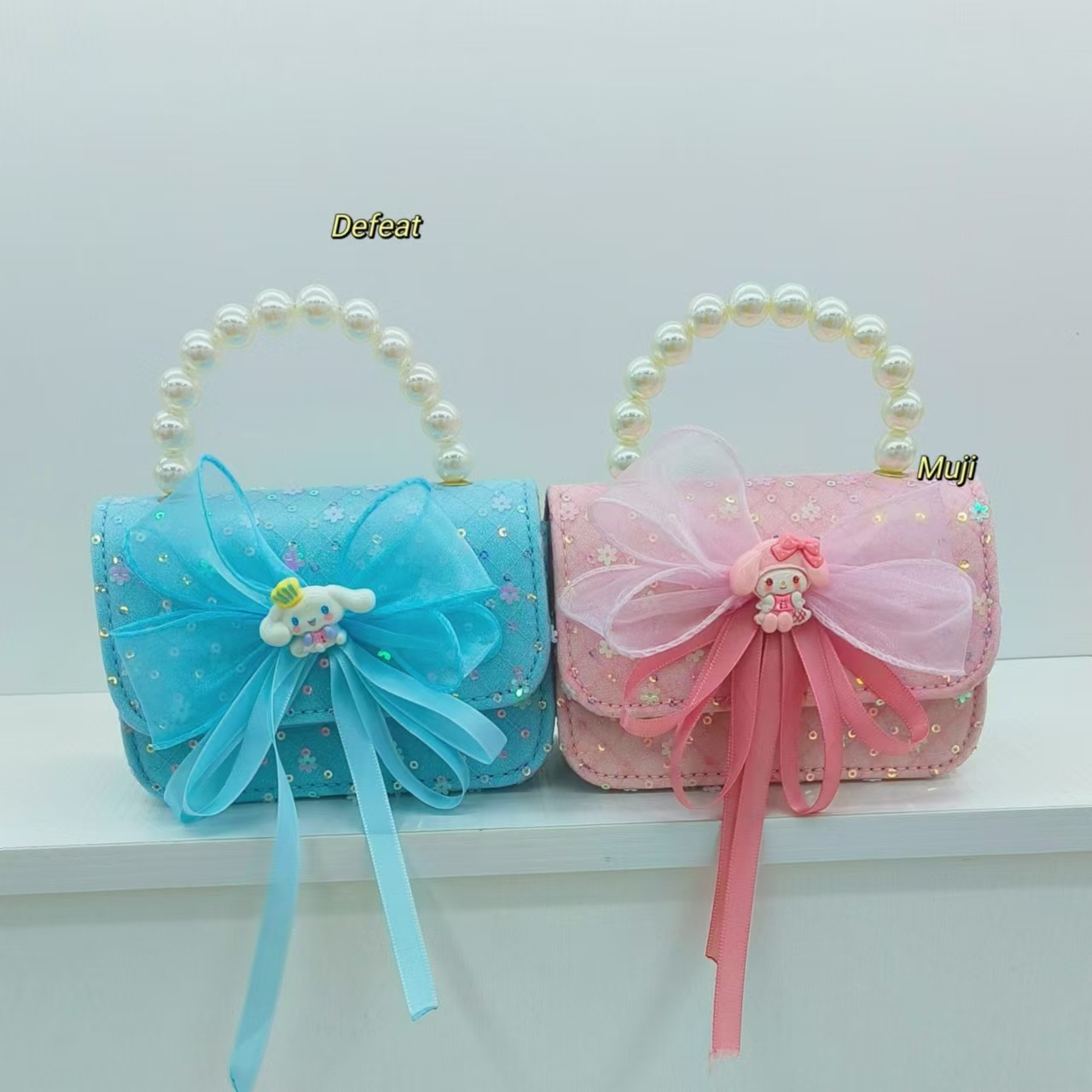 Melody Pearl hand-held princess Bag, Kuromi crossbody accessory bag, Bow Girl Lucky Money Bag, chain bag Application Scenario