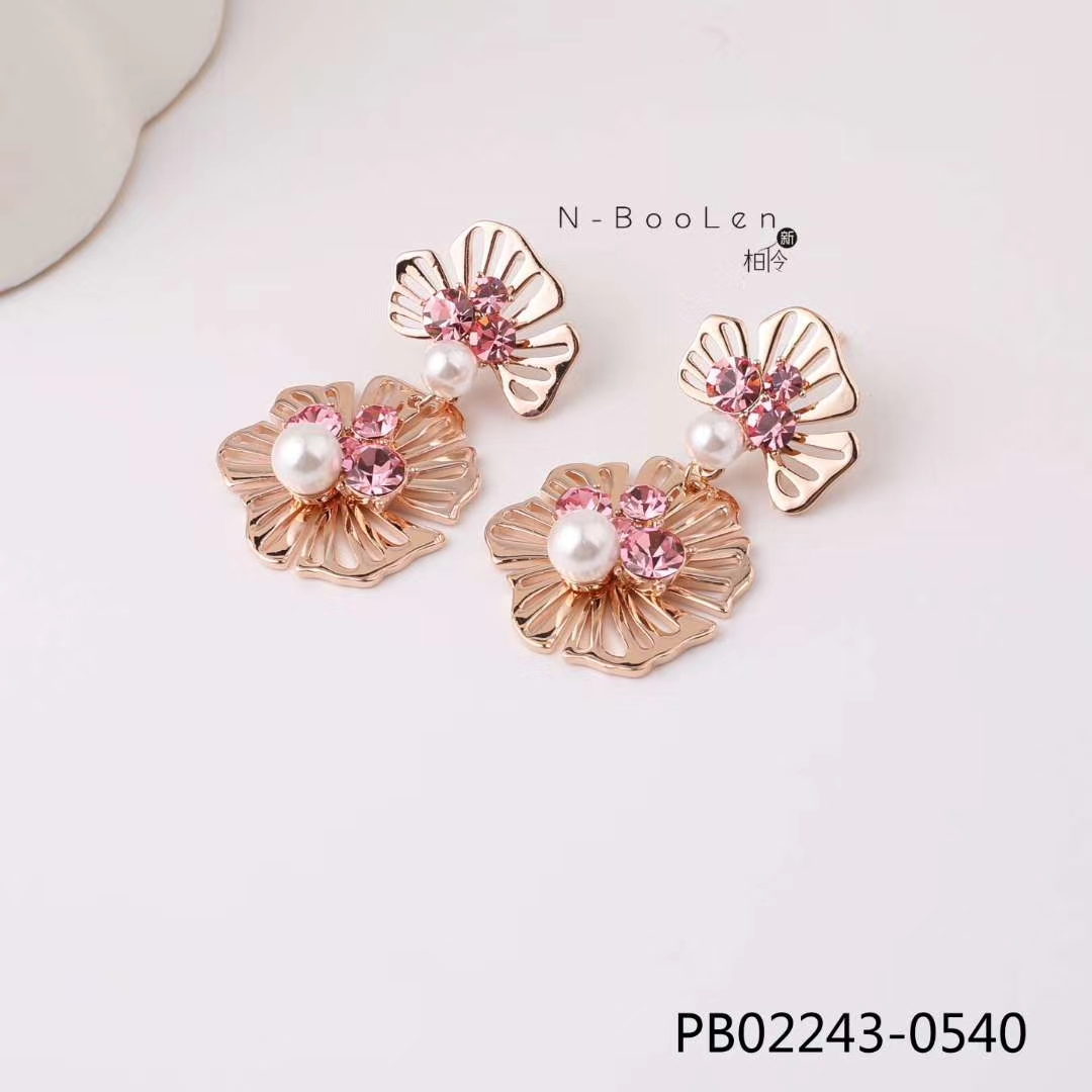 饰品/耳饰/钛钢耳钉/耳钉/圆饼耳钉细节图