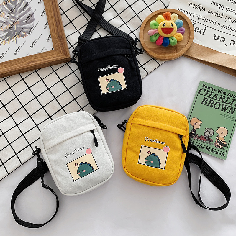 Summer small crossbody bag for girls, new small square crossbody bag for women, Japanese style small crossbody bag, casual retro style crossbody bag full figure