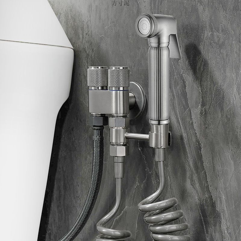 Gun ash toilet cleaning, all-copper spray gun faucet, three-way companion toilet, household one-in and two-out pressurized flushing device Specification drawing