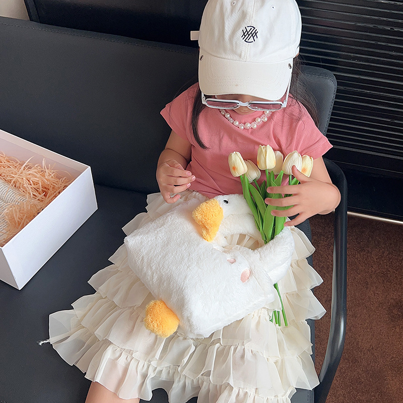 New plush and funny poached egg portable chain crossbody bag, cute and simple children's single-shoulder bag Specification drawing