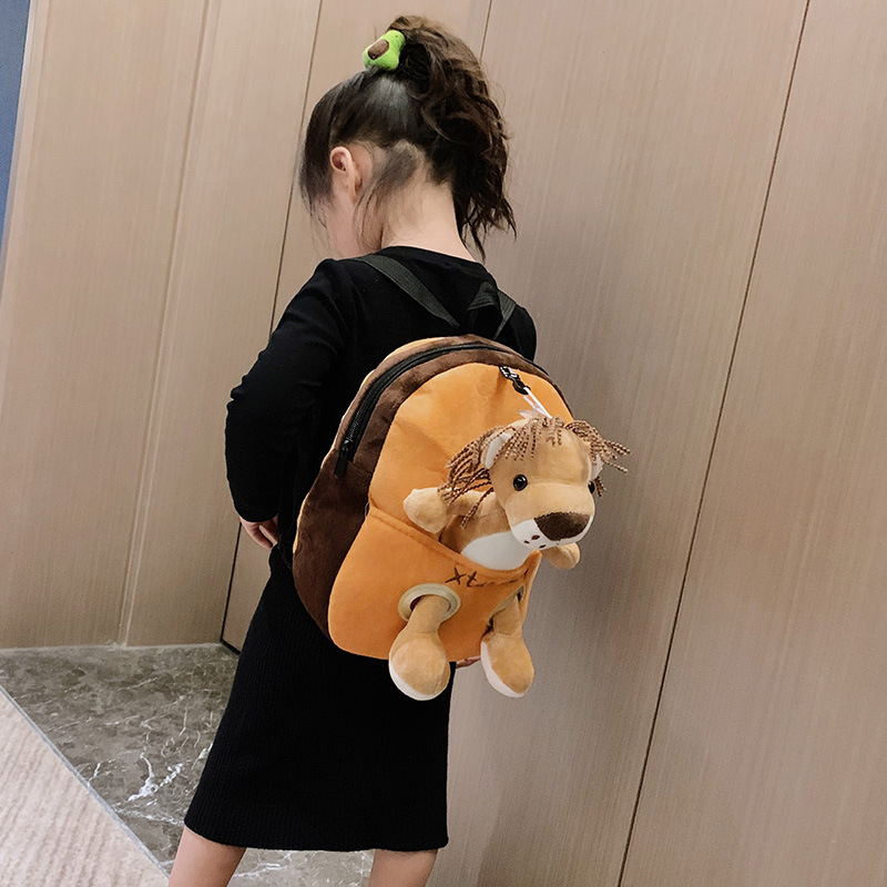 New cartoon plush children's bags for autumn and winter, Korean version boys' and girls' kindergarten school bags, animal anti-wandering small backpacks details Picture