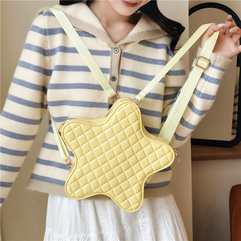 2025 New style fashionable star Backpack, diamond-shaped PVC jelly bag, fresh and sweet campus ladies' backpack details Picture