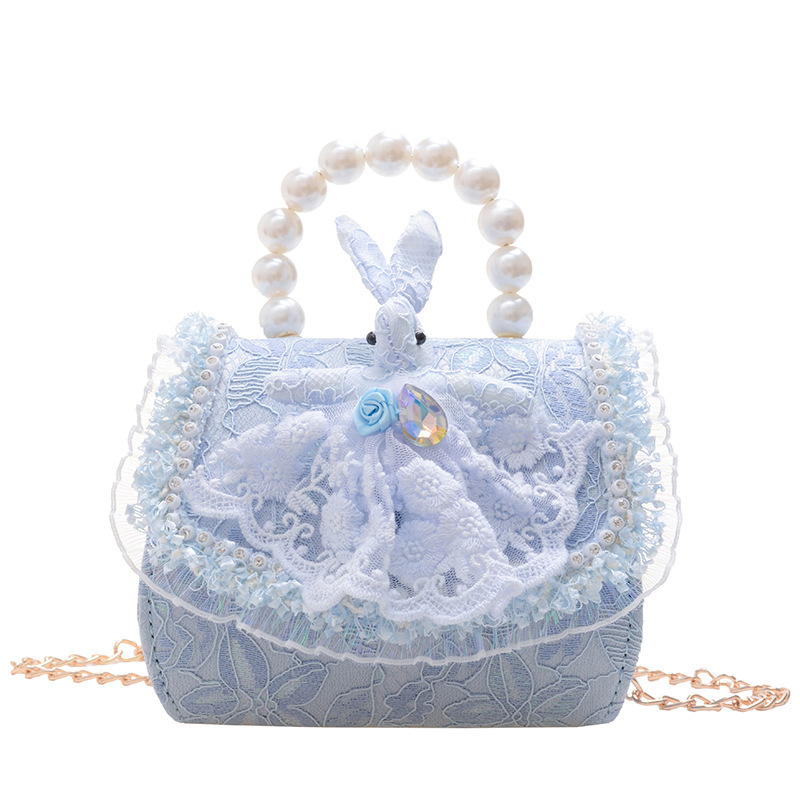 The 2025 new children's bag, a fashionable little chanel-style pearl princess bag, is a cute single-shoulder crossbody bag for little girls Item Picture