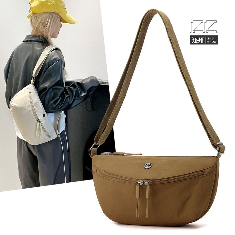 New single-shoulder bag, women's commuter crossbody bag, fashionable small bag, waterproof chest bag, simple nylon fabric bag, versatile dumpling bag full figure