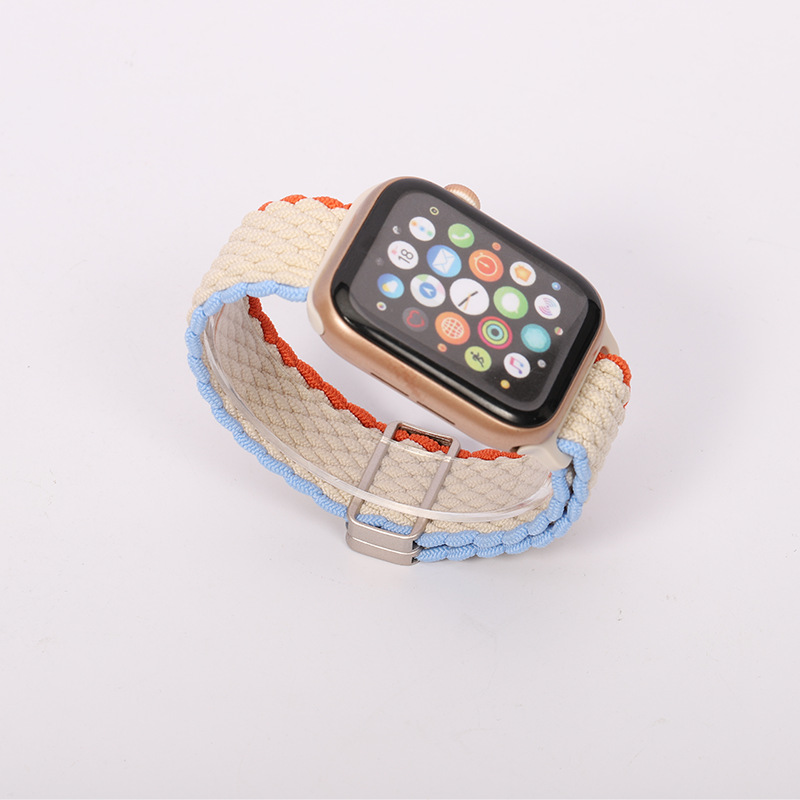 The new Apple Watch strap is a fashionable one-piece magnetic clasp nylon woven iwatch strap Application Scenario