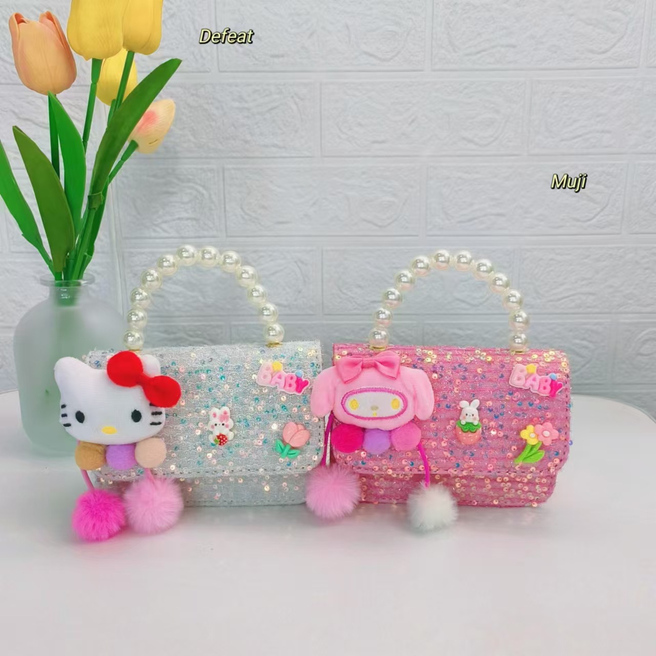 Children's bag, Melody Kuromi mini Chanel pearl handbag, chain bag, girls' accessory bag, small square bag, single shoulder details Picture