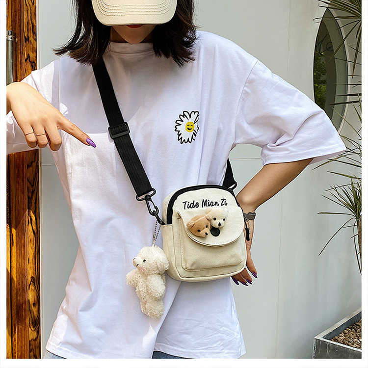 Korean version of Instagram, Japanese style Harajuku, cute and soft girl, with a unique vintage look, girl canvas single-shoulder small crossbody bag, female student details Picture