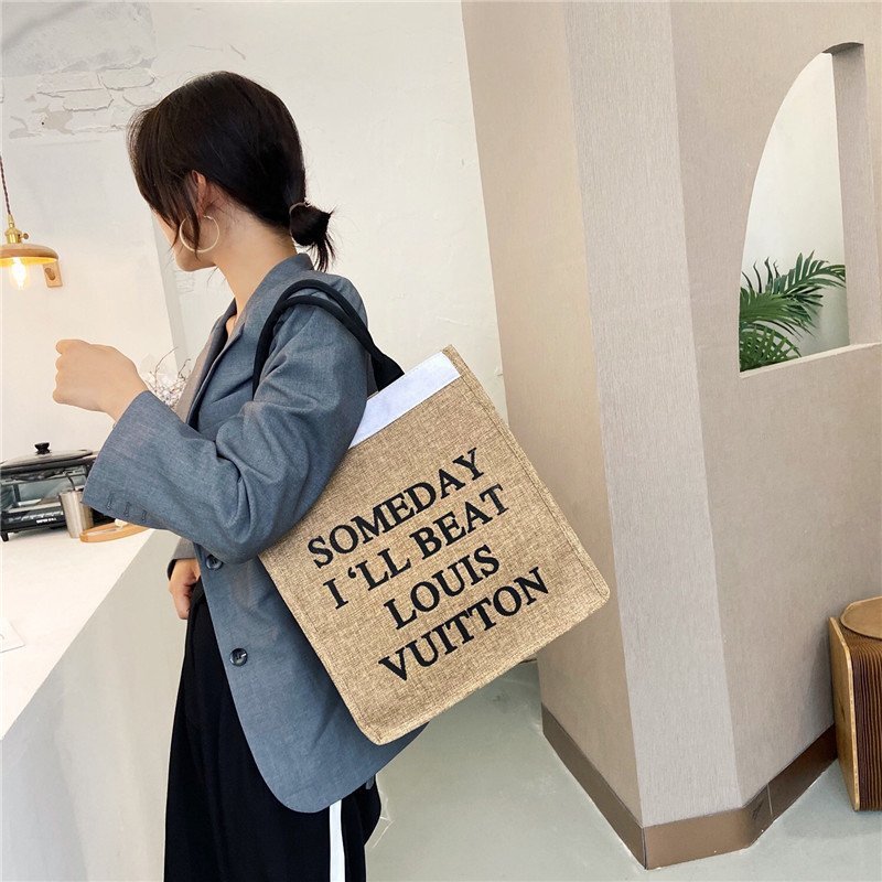 The 2020 autumn new handbag women's large-capacity Korean style lettered linen bag is a trend of large shopping bags for autumn and winter details Picture