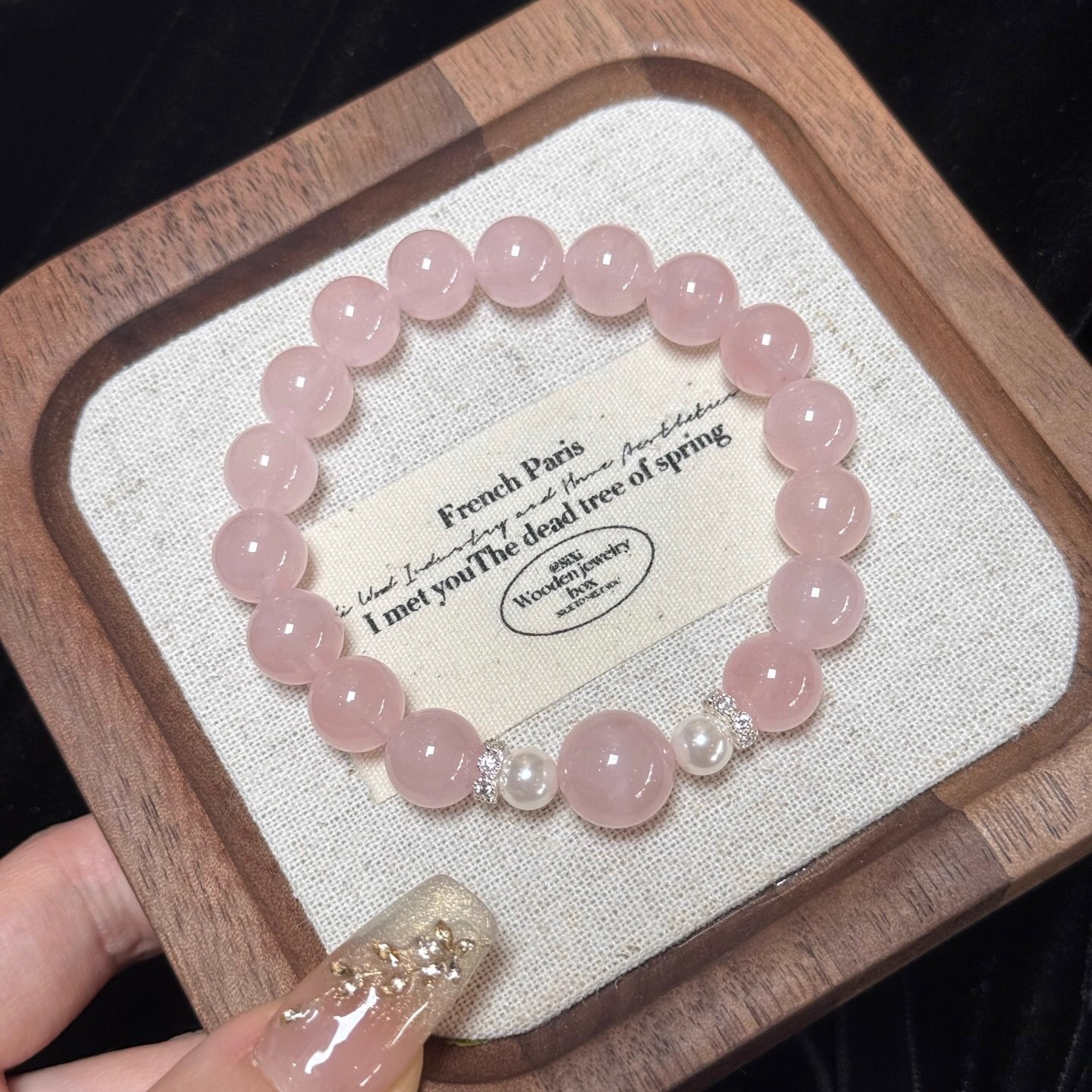 New natural rose quartz bracelet for women, a niche and high-end touch. Sweet rose quartz bracelet for women, 280 full figure