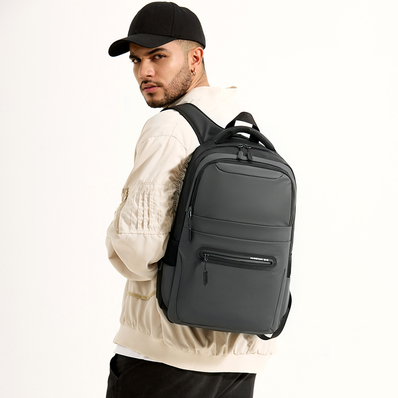 WEPOWER's new travel backpack is a simple and casual backpack for men's outdoor commuting and student travel Specification drawing