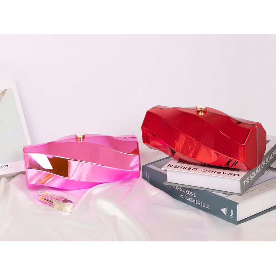 Cross-border fashion niche design irregular high-end box bag, simple and elegant acrylic bag, hand-held crossbody bag Application Scenario