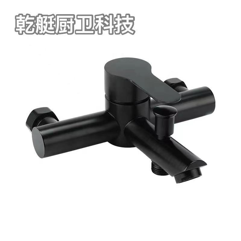304 stainless steel bathtub three-in-one faucet, exposed shower faucet, cold and hot water mixing valve, simple shower head set Application Scenario