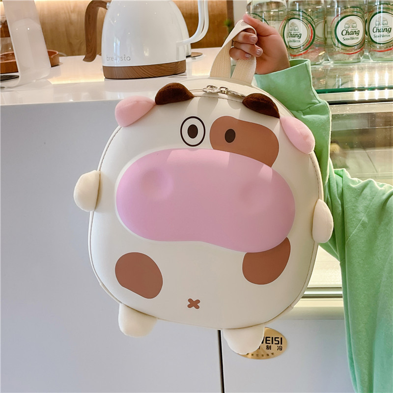 Cute little calf children's eggshell bag kindergarten schoolbag for boys and girls, cartoon cute and fun children's backpack Application Scenario