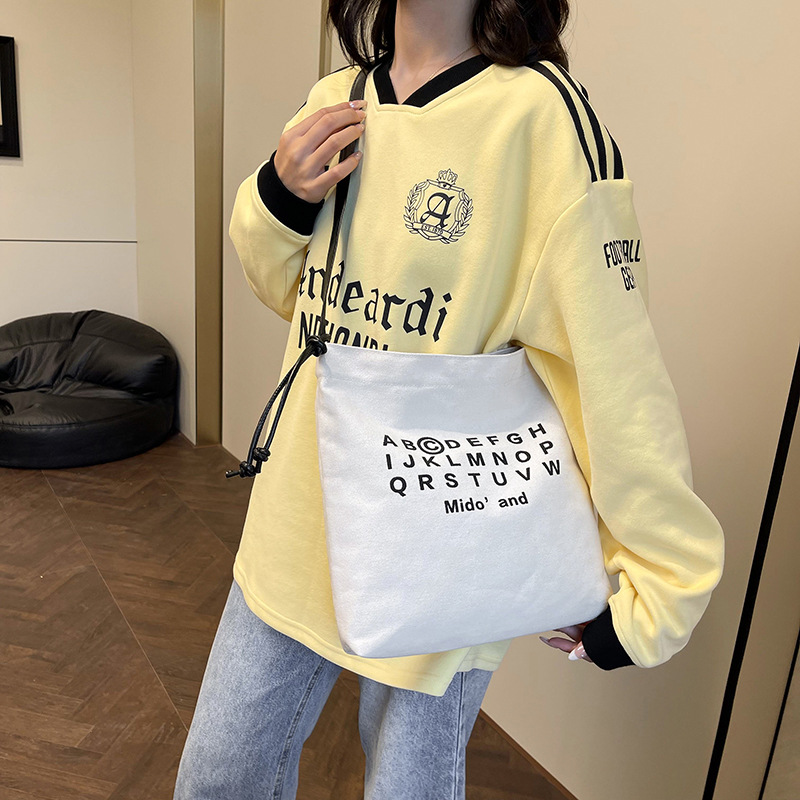 Korean-style casual large-capacity tote bag 2025 new trendy and fashionable single-shoulder bag, student class letter crossbody bag Specification drawing