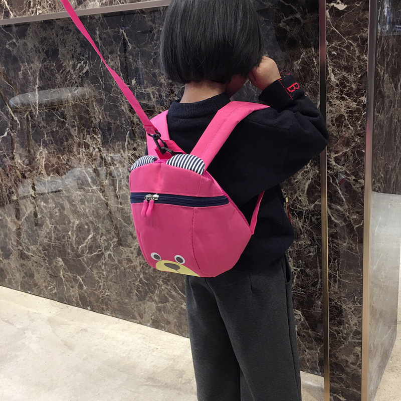 Anti-wandering children's kindergarten schoolbag for boys and girls aged 1-3, cute and trendy mini backpack for children on both shoulders full figure