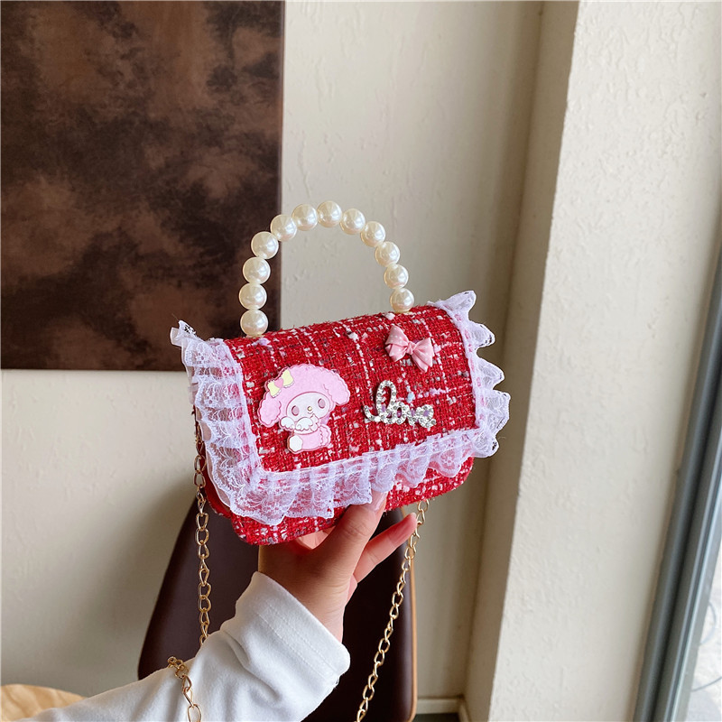 New Korean-style children's bags, crossbody princess bags, chain pearl handbags, bow casual sachets for girls Application Scenario