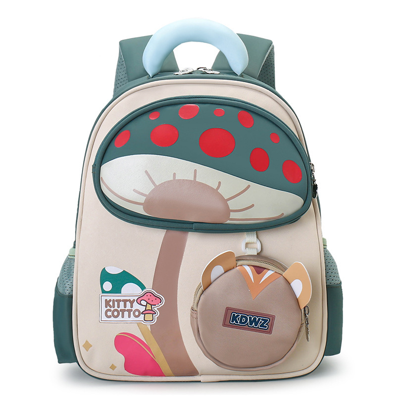 Kindergarten schoolbags, cartoon children's backpacks, light backpacks for middle and senior class children, and schoolbags for boys and girls in preschool classes Item Picture