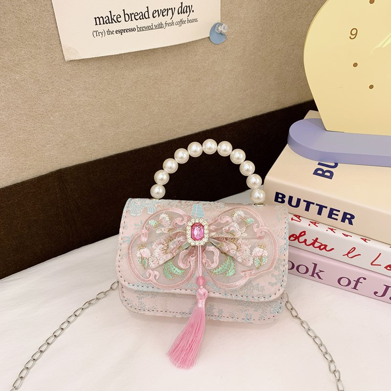 New children's bag with Chinese style pearl handbag, bow tassel, princess chain bag, girls' Chinese trend single-shoulder bag batch details Picture
