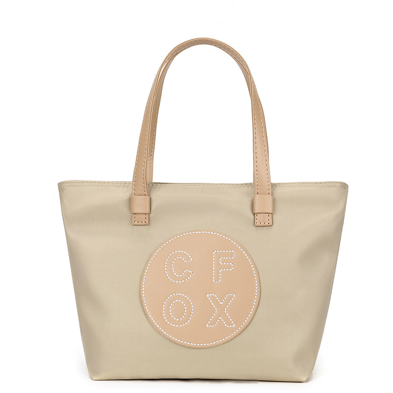 Colorful Fox's new spring casual bag, women's outdoor trendy handbag, water-resistant key coin purse Item Picture