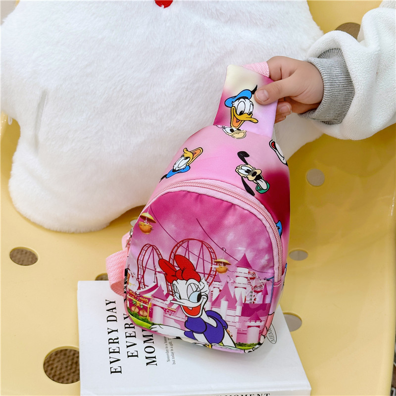 The 2024 new cartoon children's chest bag is a trendy and cool light bag for boys and girls, a simple and casual single-shoulder crossbody bag details Picture
