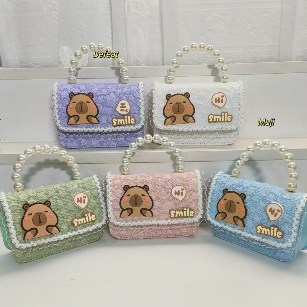 Pearl handbag, Capibara crossbody coin accessory bag, small square bag, chain children's bag, cartoon bag, girl full figure