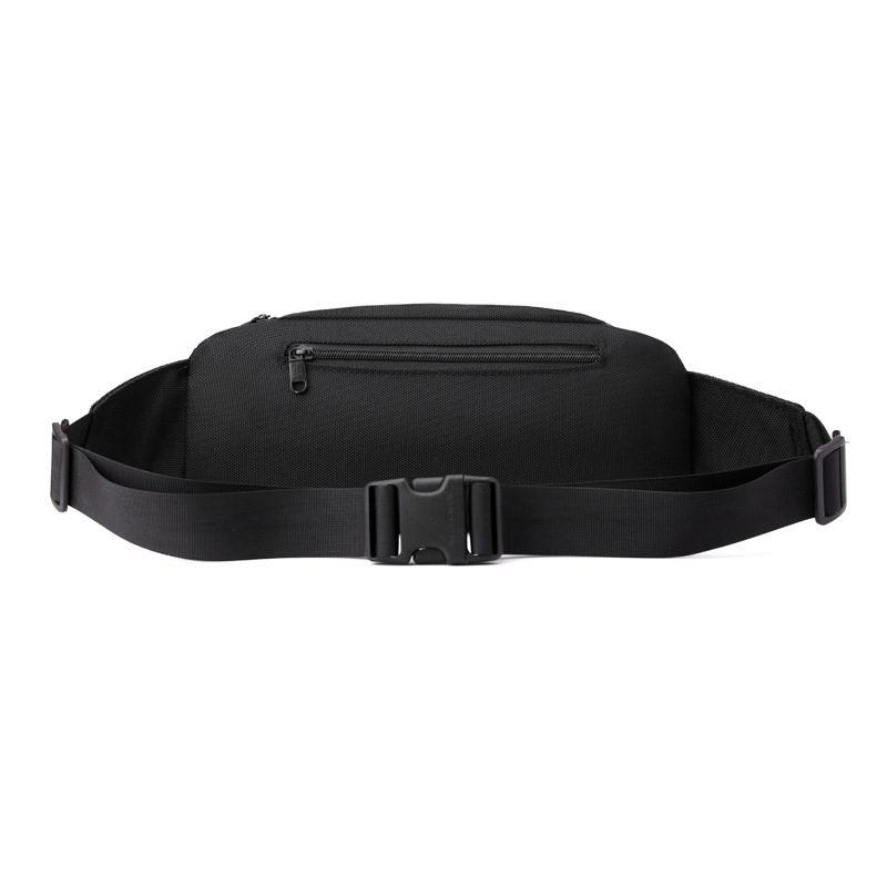 Wepower's new ballistic nylon crossbody bag, outdoor functional windbreaker bag, simple men's waist bag and small crossbody bag Application Scenario