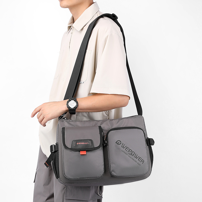 WEPOWER's new large-capacity crossbody bag is a lightweight nylon travel single-shoulder bag for men's sportswear and casual wear Specification drawing