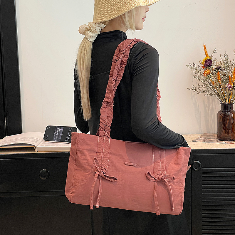 Colorful Fox Han So Hee's sweet and fresh pleated bow single-shoulder women's bag with large capacity drawstring Specification drawing
