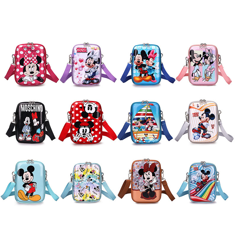 Cute cartoon Mickey and Minnie eggshell bag small backpacks, trendy small bags for boys and girls aged 1-6 in kindergartens Application Scenario