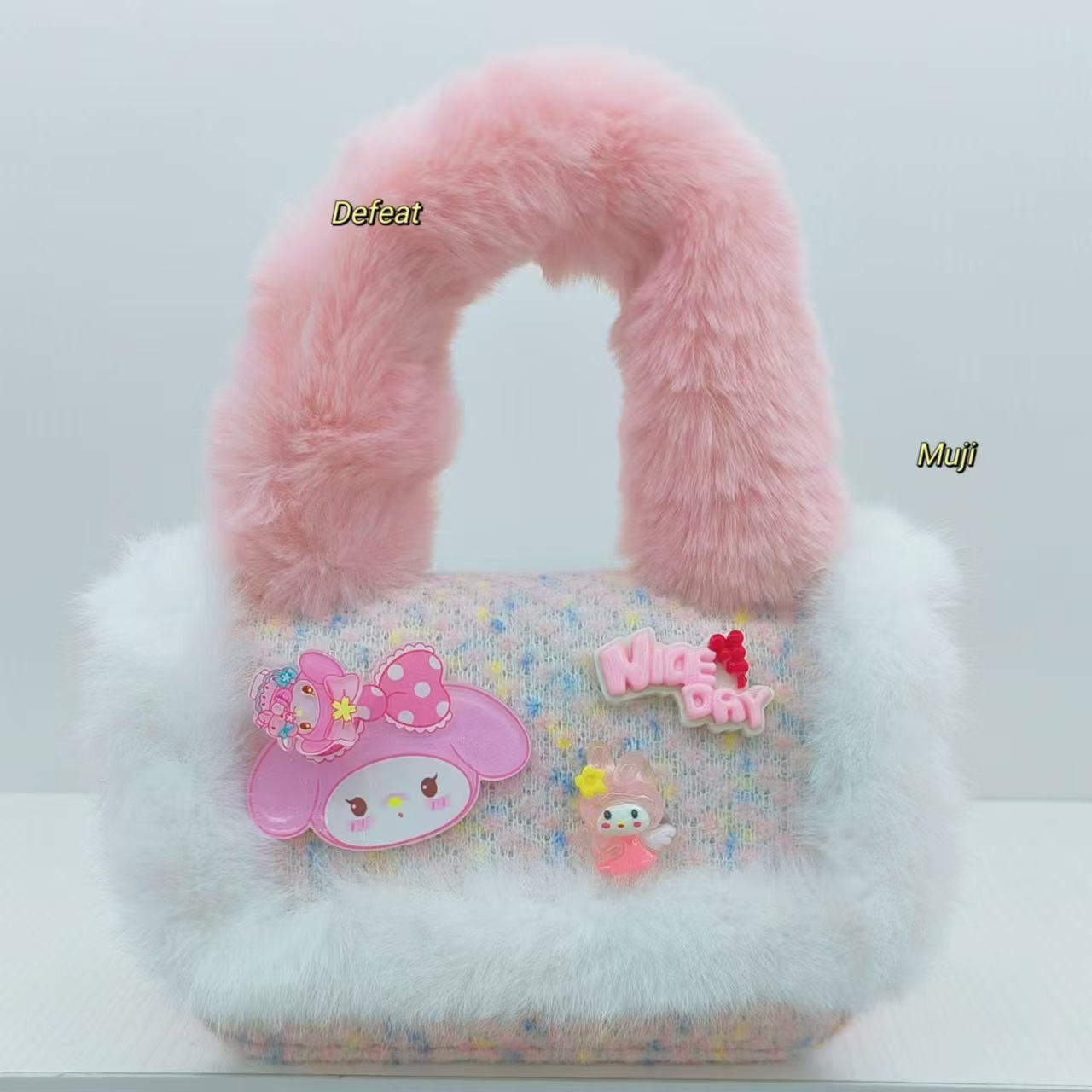 Plush handbag, Melody single-shoulder bag, crossbody bag, little girl coin purse, accessory bag, stylish princess children's bag Application Scenario