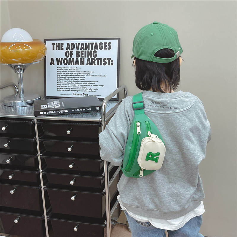 Korean-style fashionable, sporty and cool children's chest bag, fresh and stylish letter waist bag, lightweight crossbody bag for going out Specification drawing