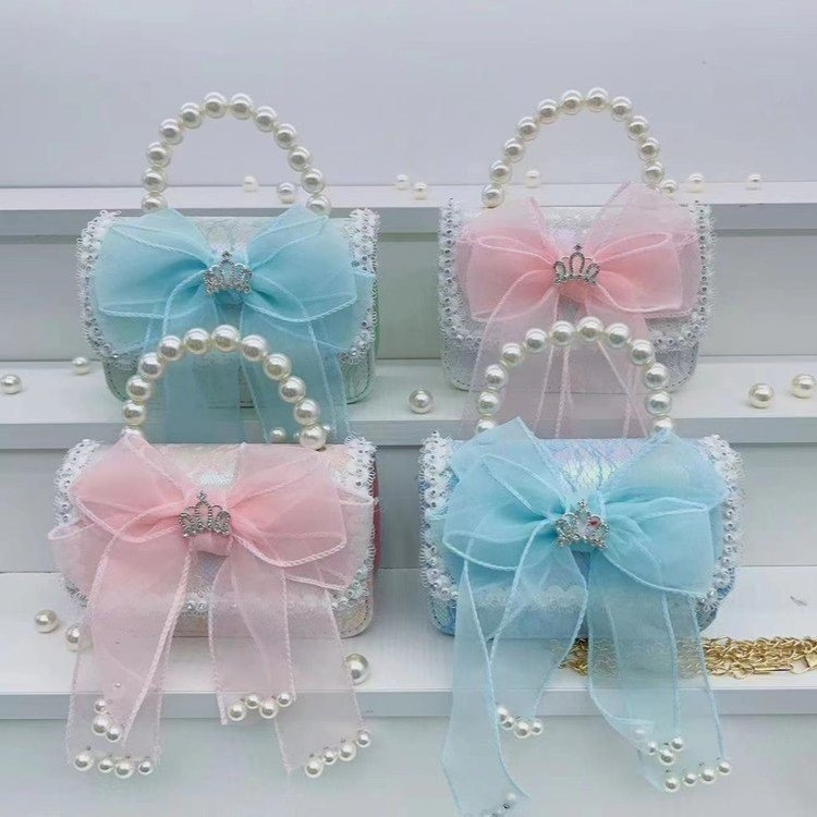 Girls' pearl handbag, stylish little Chanel lace bow princess shoulder bag, new chain children's bag Application Scenario