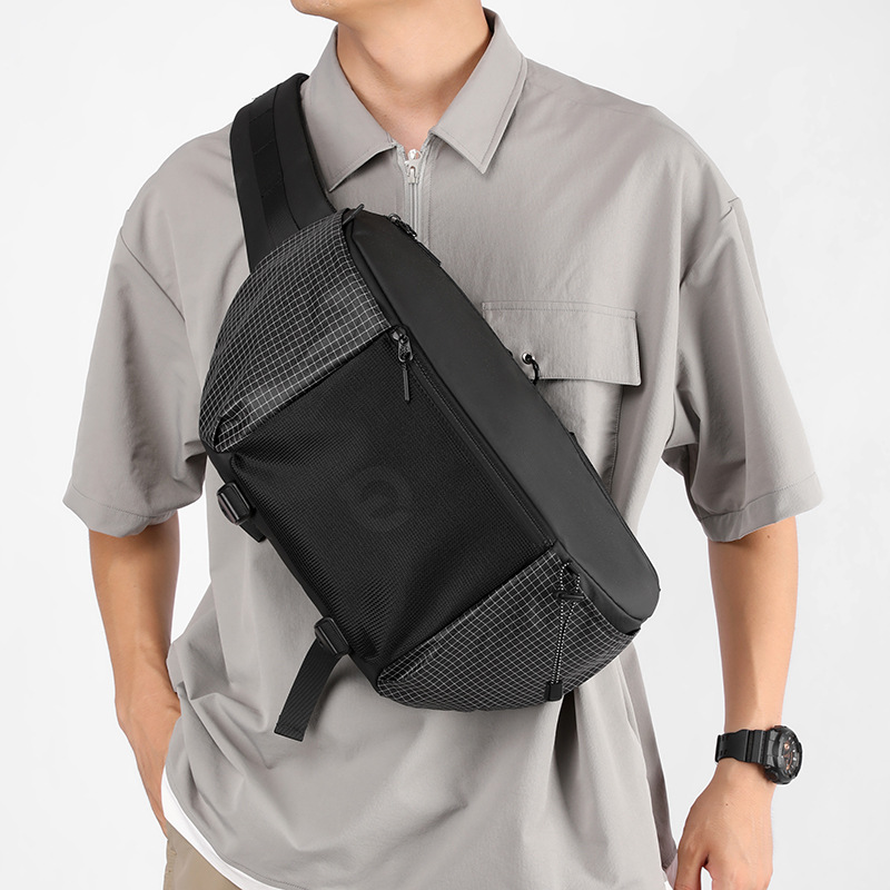 WEPOWER's new large-capacity multi-functional fashionable waist bag, outdoor sports single-shoulder bag, and unisex crossbody bag details Picture