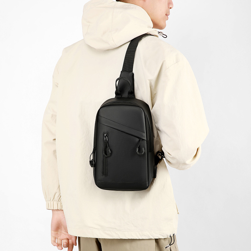 Trendy commuting large-capacity chest bag, men's casual outdoor sports cycling chest bag, business versatile shoulder bag Specification drawing