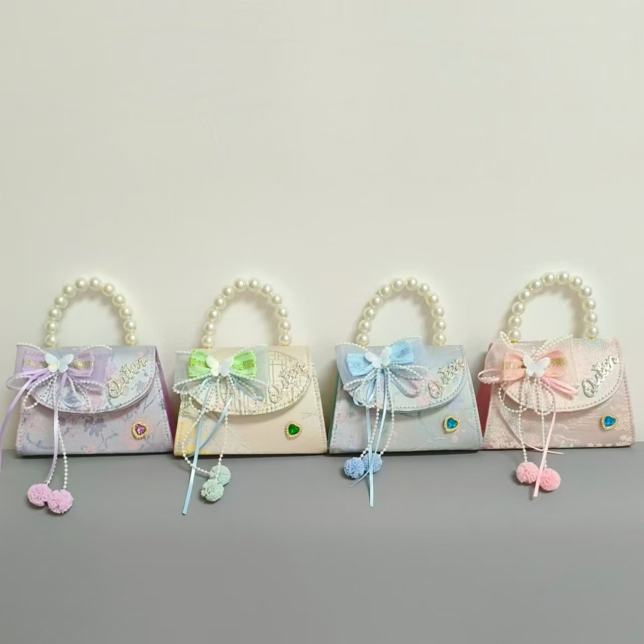Children's bag, Chinese-style bow, girls' shoulder bag, little princess pearl hand-held storage coin purse, Hanfu accessories Specification drawing