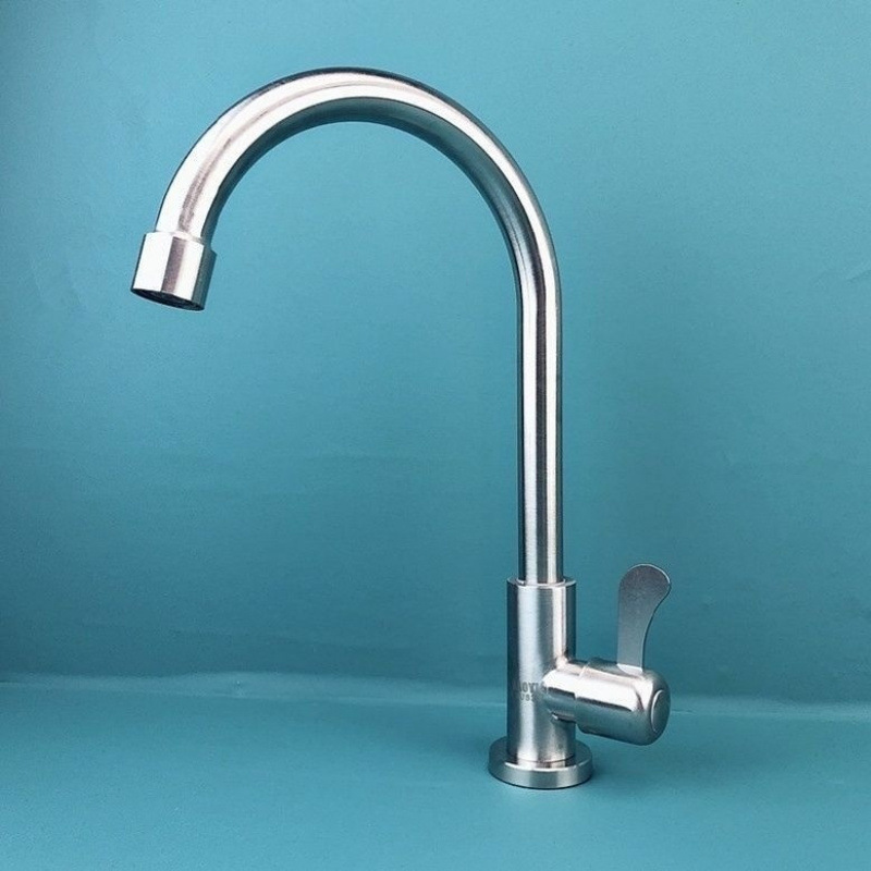 304 stainless steel kitchen single cooling faucet rotating sink sink quick-opening all-copper vertical manufacturer, starting from one piece Application Scenario