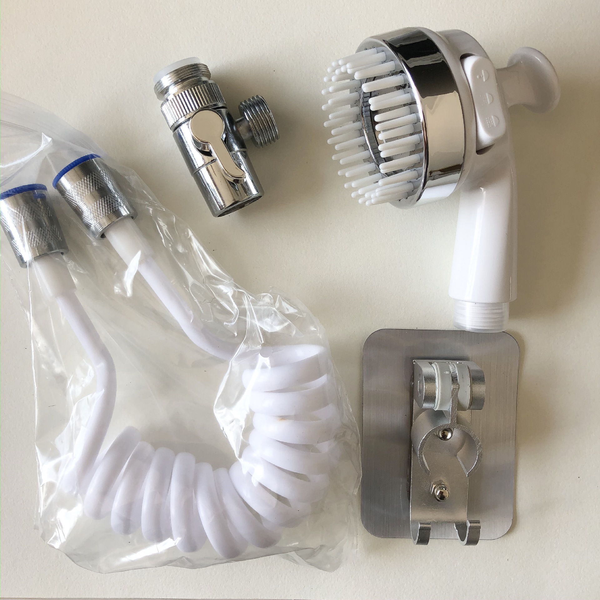 Filtering shower head, external hair washing wonder, washbasin, all-copper faucet, bathroom washbasin faucet, handheld shower head Application Scenario