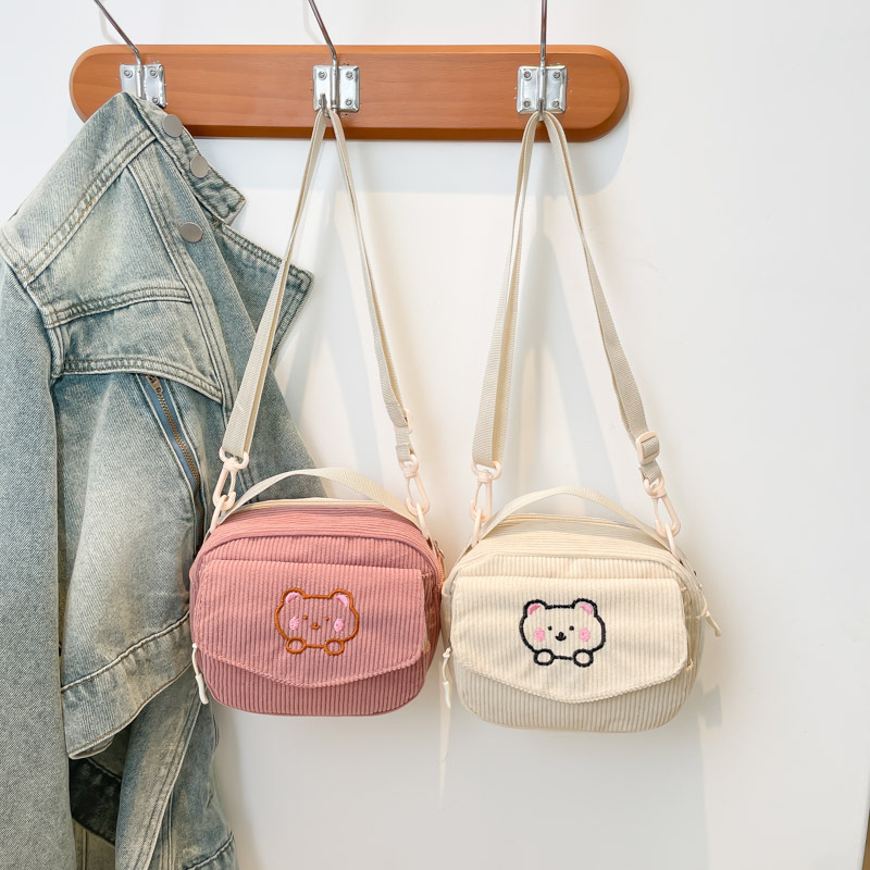 A new cute mini corduroy crossbody bag and single-shoulder bag for women, a versatile, funny and fashionable mobile phone bag details Picture
