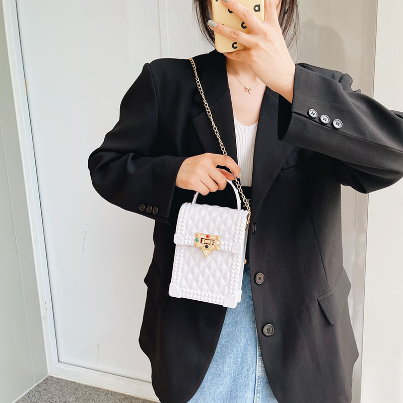 Douyin and Kuaishou live streaming supply: Women's 2025 new trendy PVC pearl handbag, jelly bag, crossbody women's bag Item Picture