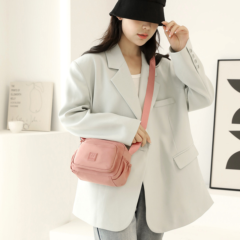 Colorful Fox Ladies' portable phone Bag, Japanese style simple multi-layer single-shoulder bag, fashionable and trendy crossbody bag details Picture