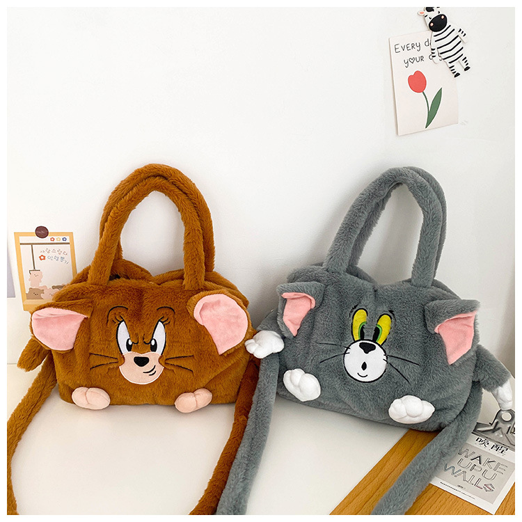 The new cute cartoon plush toy bag, a lightweight handbag for girls and students, and a large-capacity storage crossbody bag are selling well details Picture