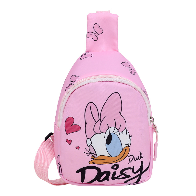 Children's bags, boys' crossbody bags, cool strawberry bear chest bags, Korean-style small cross bags, cute babies, backpacking trend for outdoor outings Item Picture