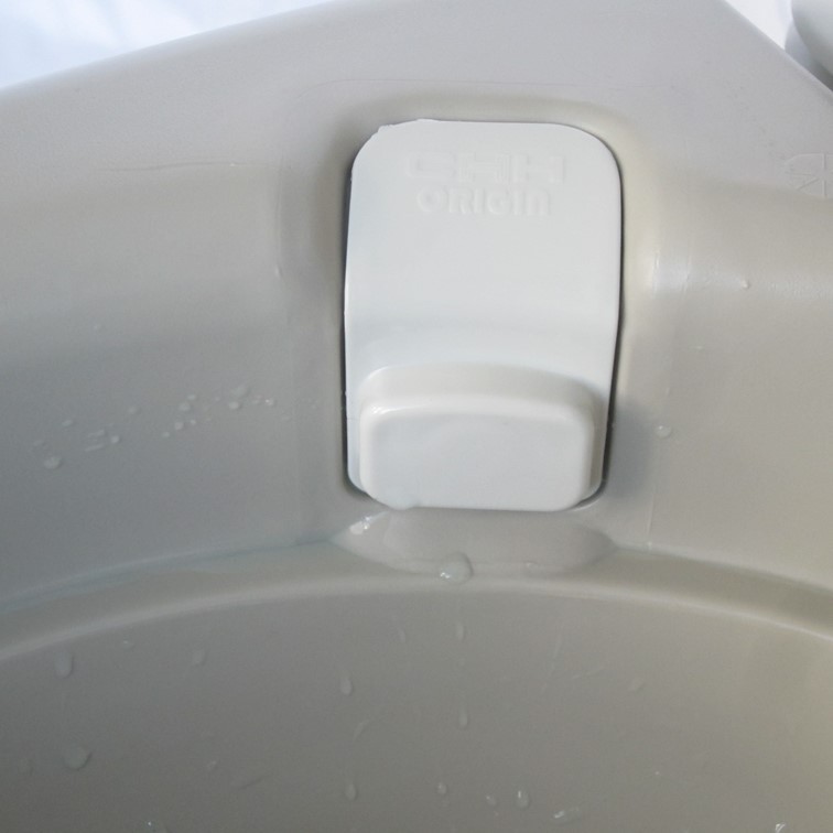 The CHH upgraded T model 20L portable toilet is a water-saving, portable and odor-resistant toilet for outdoor use Item Picture