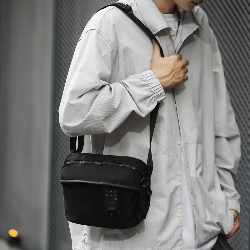 WEPOWER's new men's fashion crossbody bag, trendy casual and fashionable single-shoulder bag, mobile phone and commuting bag details Picture