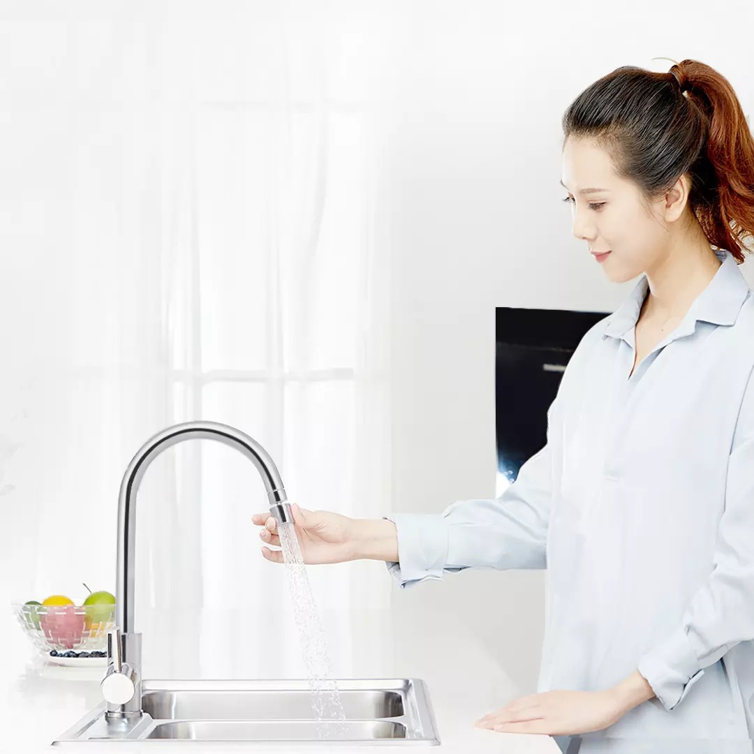 The Da Bai dual-function faucet, water nozzle and foaming device features 360° universal water outlet and dual water spray mode, as well as a variety of water sprinklers Application Scenario