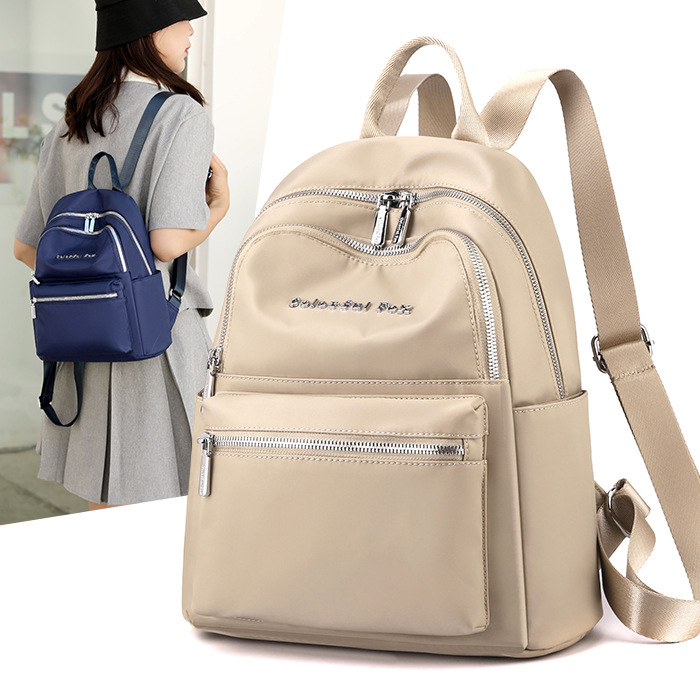 Colorful Fox's new backpack is a fashionable and trendy large-capacity backpack for women, a portable and water-resistant bag for travel full figure